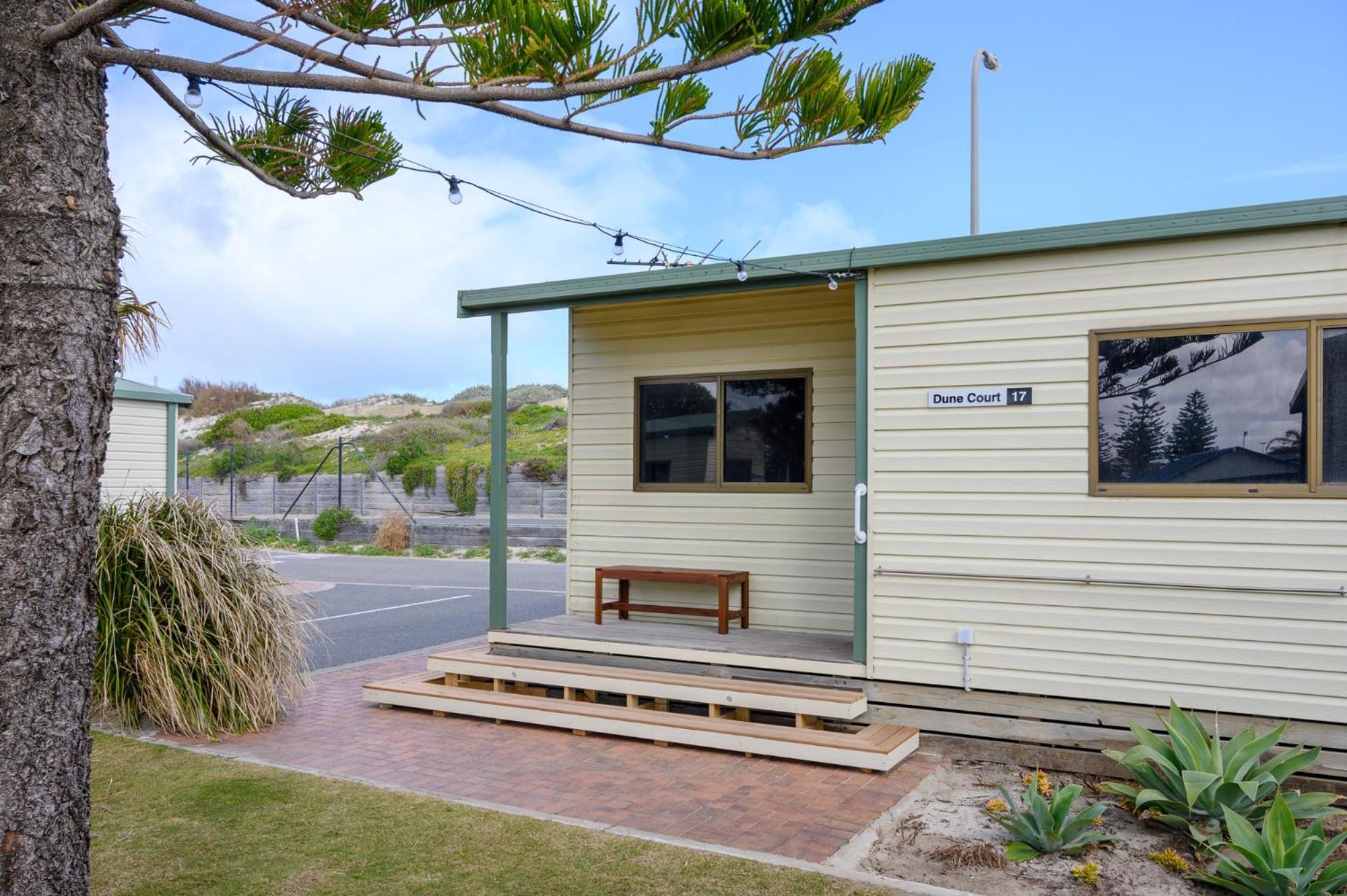 Discovery Parks - West Beach Parks Adelaide Room photo